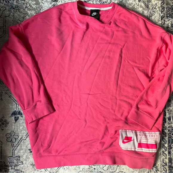 Nike sweatshirt - Picture 1 of 3